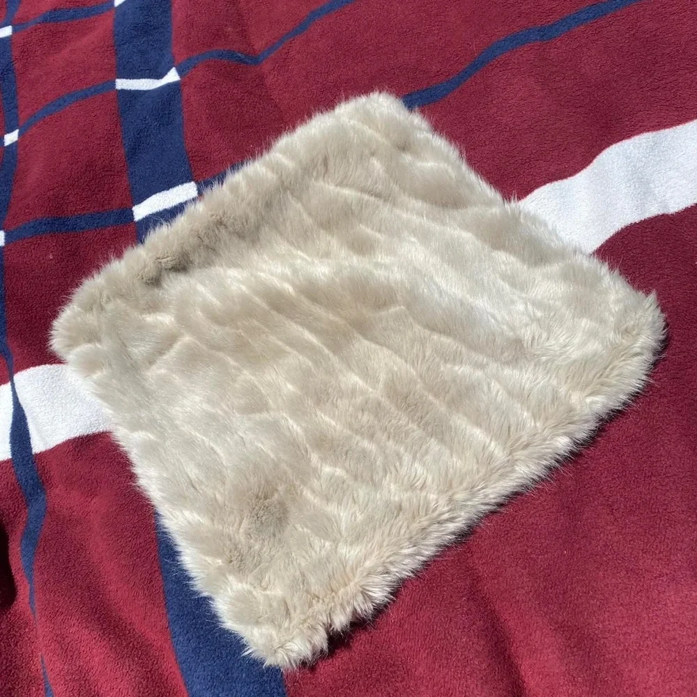 Pottery Barn Faux Fur Ruched square Pillow case sham cover Ivory 18x18”